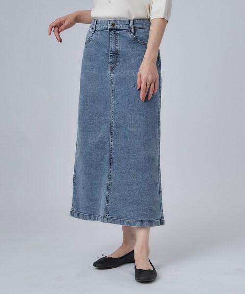 SHOO・LA・RUE（シューラルー）の「【洗濯機可/S-LL】程よいシルエットで使いやすい ストレッチデニムスカート（デニムスカート・レディース・ネイビー/ブルー・04/03/02/01）」の8枚目の写真