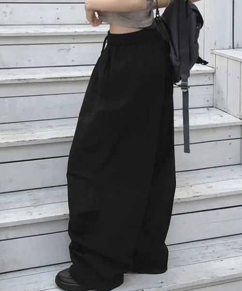 FAVORITO(ファヴォリート)の「ドローストリングワイドパンツ(その他パンツ・レディース・ベージュ/グレー/ブラック・F)」の9枚目の写真