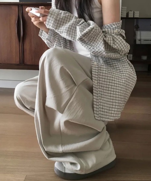 FAVORITO(ファヴォリート)の「ドローストリングワイドパンツ(その他パンツ・レディース・ベージュ/グレー/ブラック・F)」の17枚目の写真