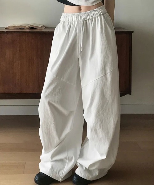 FAVORITO(ファヴォリート)の「ドローストリングワイドパンツ(その他パンツ・レディース・ベージュ/グレー/ブラック・F)」の19枚目の写真