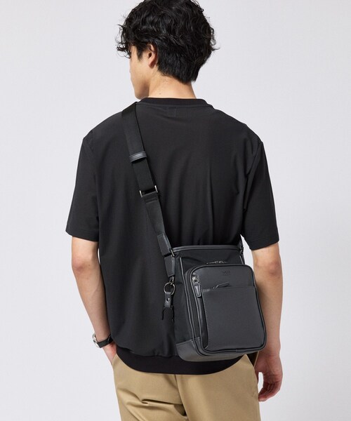 TAKEO KIKUCHI(タケオキクチ)の「CORDLEY(R)スマートショルダーバッグ(ショルダーバッグ・メンズ・ブラック/チャコールグレー/ブルー系その他・00)」の22枚目の写真