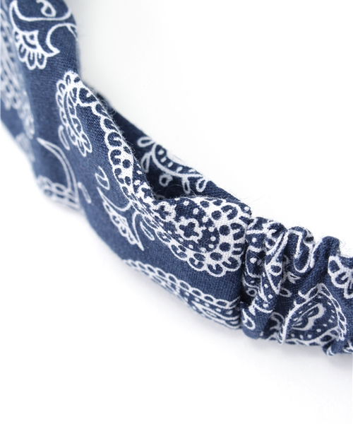 INTERPLANET WINGS(インタープラネットウィング)の「バンダナ柄ヘアーバンド(ヘアバンド・レディース・レッド/ブラック/ネイビー・FREE)」の8枚目の写真