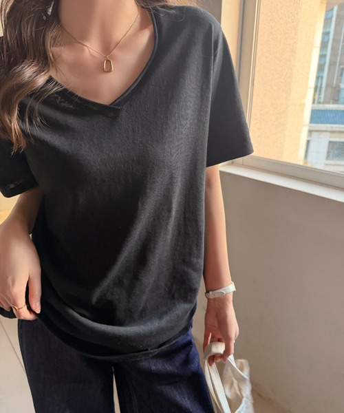 JOCOSA(ジョコサ)の「バックタック Vネック シンプルTシャツ(Tシャツ/カットソー・レディース・グレー/ブラック/ライトブルー/ピンク/ホワイト・S/M/L)」の9枚目の写真