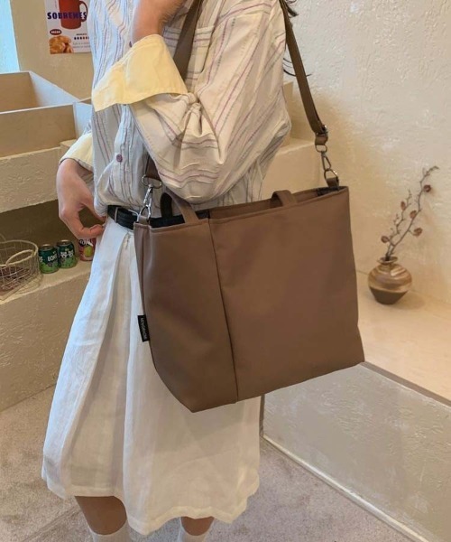 gossip!ロサンゼルス(ゴシップロサンゼルス)の「2WAY サイド水筒ポケット付き トートバッグ レディース ショルダー付き A4 収納 通勤 通学 多収納 軽量 無地(トートバッグ・レディース・オフホワイト/グリーン/ブラック/ブラウン・FREE)」の20枚目の写真