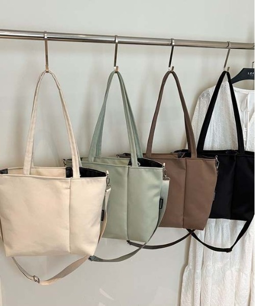 gossip!ロサンゼルス(ゴシップロサンゼルス)の「2WAY サイド水筒ポケット付き トートバッグ レディース ショルダー付き A4 収納 通勤 通学 多収納 軽量 無地(トートバッグ・レディース・オフホワイト/グリーン/ブラック/ブラウン・FREE)」の22枚目の写真