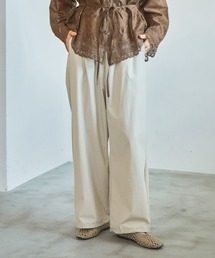 【WEB・一部地域限定】ドロストストレートパンツ