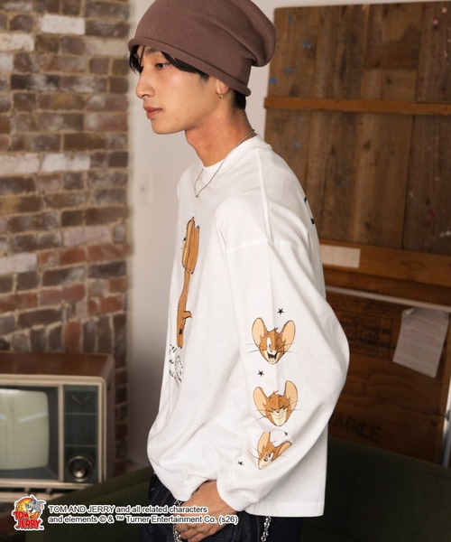 Tom&Jerry(トムアンドジェリー)の「WEGO/【26年秋冬新作】TOM and JERRYグラフィックT(LS)(Tシャツ/カットソー・メンズ・スミクロ/ホワイト・LARGE/MEDIUM)」の15枚目の写真