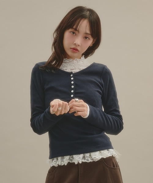 apres jour mignon(アプレジュールミニョン)の「ヘンリーネックロングスリーブプルオーバー(Tシャツ/カットソー・レディース・ボルドー/ダークブラウン/ネイビー/アイボリー/グレー/ブラウン系その他・フリー/LARGE)」の5枚目の写真