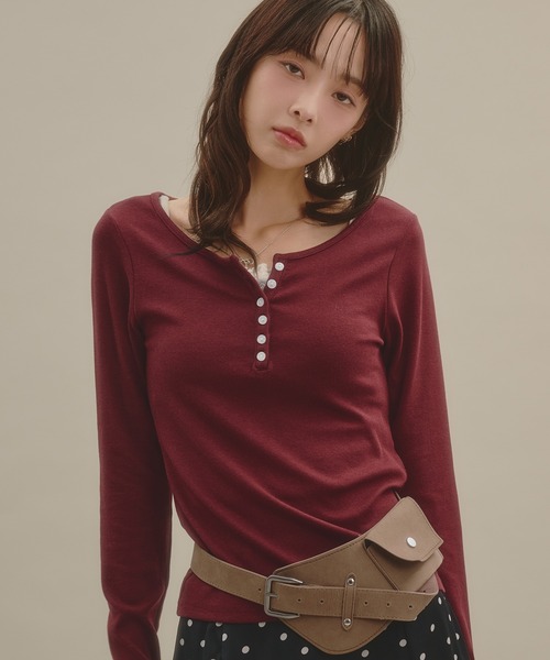 apres jour mignon(アプレジュールミニョン)の「ヘンリーネックロングスリーブプルオーバー(Tシャツ/カットソー・レディース・ボルドー/ダークブラウン/ネイビー/アイボリー/グレー/ブラウン系その他・フリー/LARGE)」の21枚目の写真