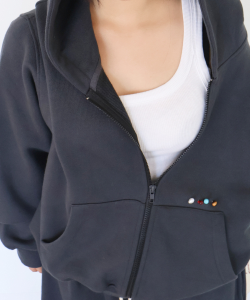 KIKOZY（キコジ）の「Macaroon Hood zip up_Chacoal（パーカー・レディース・その他・FREE）」の4枚目の写真