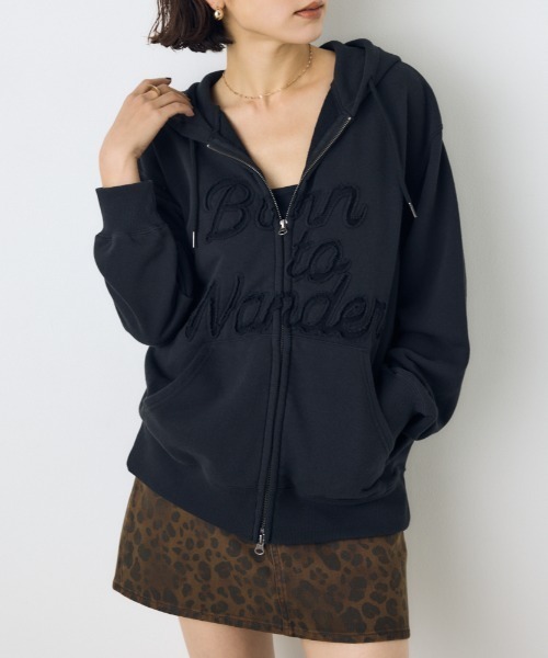 AZUL by moussy(アズールバイマウジー)の「ダブルジップアソートロゴフーディ 秋服 冬服 春服 ジップパーカー(パーカー・レディース・ブラック/杢グレー・FREE)」の1枚目の写真