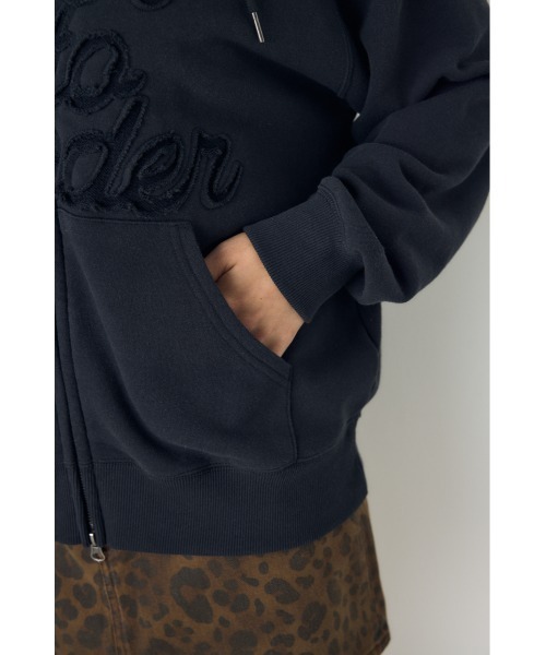 AZUL by moussy(アズールバイマウジー)の「ダブルジップアソートロゴフーディ 秋服 冬服 春服 ジップパーカー(パーカー・レディース・ブラック/杢グレー・FREE)」の13枚目の写真