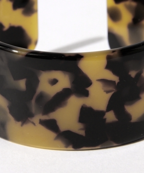 B:MING by BEAMS（ビーミングバイビームス）の「【VERY6月号掲載】ビーミング by ビームス / アセチバングル（バングル/リストバンド・レディース・ブラウン・ONE SIZE）」の6枚目の写真