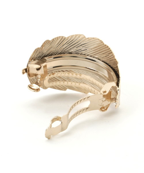 Fun & Daily（ファンアンドデイリー）の「F&D : メタルフェザーヘアバレッタ（バレッタ/ヘアクリップ・レディース・シルバー/ゴールド・FREE）」の4枚目の写真