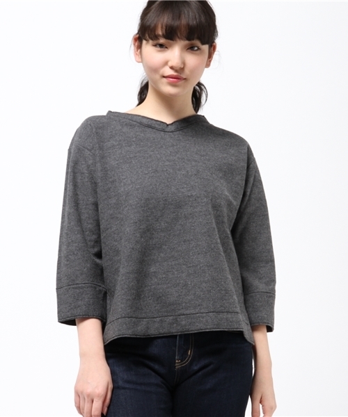 Pao de lo(パオデロ)の「バランシアVネックトップス(Tシャツ/カットソー・レディース・グレー/オフホワイト/ネイビー・9号)」の3枚目の写真