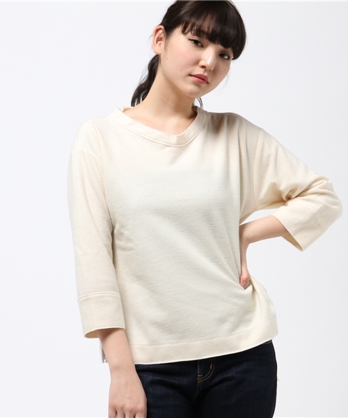 Pao de lo(パオデロ)の「バランシアVネックトップス(Tシャツ/カットソー・レディース・グレー/オフホワイト/ネイビー・9号)」の2枚目の写真