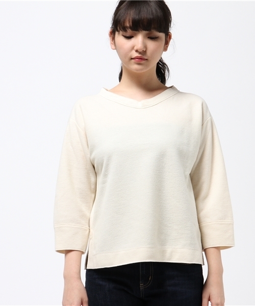 Pao de lo(パオデロ)の「バランシアVネックトップス(Tシャツ/カットソー・レディース・グレー/オフホワイト/ネイビー・9号)」の4枚目の写真