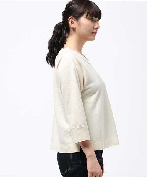 Pao de lo(パオデロ)の「バランシアVネックトップス(Tシャツ/カットソー・レディース・グレー/オフホワイト/ネイビー・9号)」の5枚目の写真