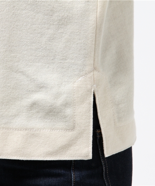 Pao de lo(パオデロ)の「バランシアVネックトップス(Tシャツ/カットソー・レディース・グレー/オフホワイト/ネイビー・9号)」の9枚目の写真