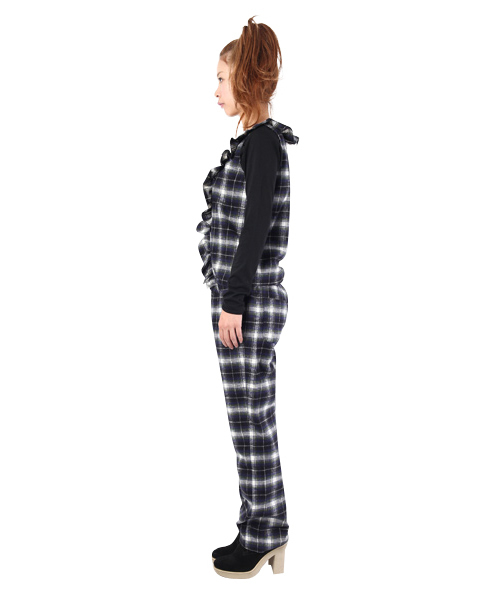MILKFED.(ミルクフェド)の「PLAID JUMP SUITS(つなぎ/オールインワン・レディース・グリーン/ネイビー・X-SMALL/SMALL)」の3枚目の写真