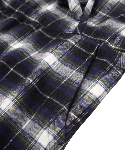 MILKFED.(ミルクフェド)の「PLAID JUMP SUITS(つなぎ/オールインワン・レディース・グリーン/ネイビー・X-SMALL/SMALL)」の8枚目の写真