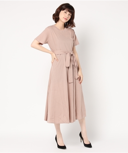coca(coca)(コカ)の「ベルテッドAラインカットソーワンピース(ワンピース・レディース・カーキ/ベージュ・ONE SIZE)」の2枚目の写真