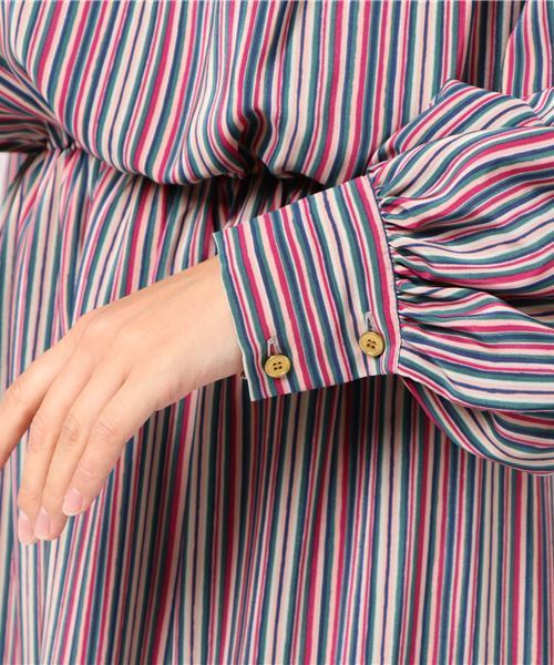 AMERICAN RAG CIE（アメリカンラグシー）の「AMERICAN RAG CIE　デシンギャザーワンピース（ワンピース・レディース・マルチ/ブラック/パープル・FREE）」の7枚目の写真