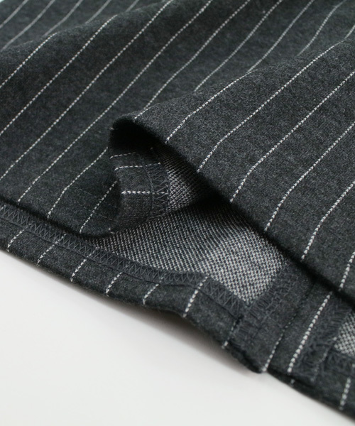 reca（レカ）の「ストライプバックスリットジャージー風素材ひざ下丈タイトスカート（スカート・レディース・ブラック/ダークグレー/ネイビー・FREE）」の16枚目の写真