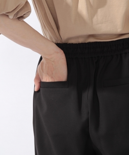 laboratory work（ラボラトリーワーク）の「リラックステーパードパンツ（その他パンツ・レディース・ブラック/ベージュ/グレー・MEDIUM）」の8枚目の写真