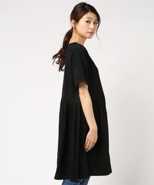 coca(coca)(コカ)の「半袖Aラインカットソーチュニック(チュニック・レディース・ブラック・ONE SIZE)」の10枚目の写真