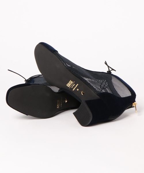 LE TALON(ルタロン)の「GRISE 5.5cmスクエアレースアップショートブーツ◆(ブーツ・レディース・ブラック/ネイビー・MEDIUM/LARGE/SMALL)」の4枚目の写真