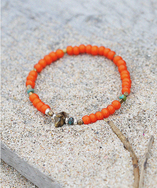 MR.OLIVE（ミスターオリーブ）の「Antique Beads Bracelet-Orange（ブレスレット・メンズ・オレンジ・FREE）」の5枚目の写真