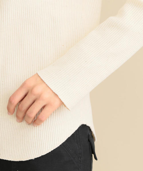 BEAUTY&YOUTH UNITED ARROWS（ビューティーアンドユースユナイテッドアローズ）の「BY∴ リングスナップ リブヘンリーネックカットソー о（Tシャツ/カットソー・レディース・ダークグレー/イエロー/オフホワイト・FREE）」の13枚目の写真