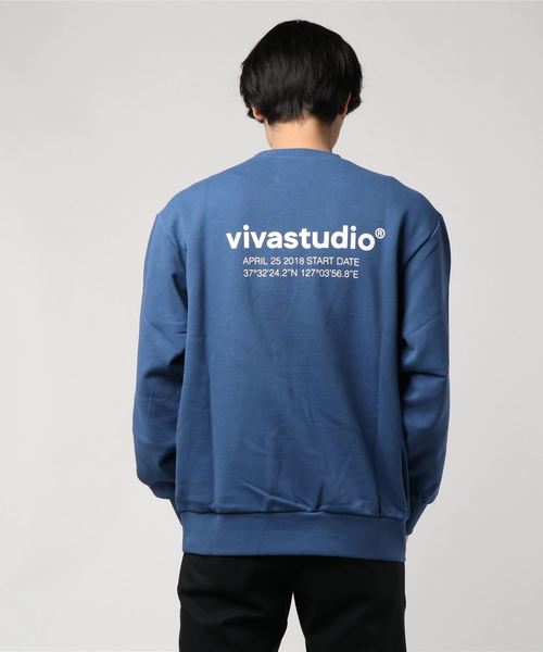 VIVASTUDIO（ビバスタジオ）の「vivastudio-ロゴクルーネック-（スウェット・メンズ・ブルー/ブラック/ピンク/グレー/ライトイエロー/インディゴブルー・L）」の12枚目の写真