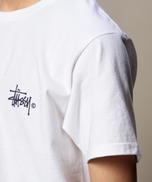 BEAUTY&YOUTH UNITED ARROWS（ビューティーアンドユースユナイテッドアローズ）の「【別注】＜STUSSYforBY＞ BASIC LOGO T/Tシャツ（Tシャツ/カットソー・メンズ・ホワイト/ネイビー・SMALL/LARGE/MEDIUM）」の8枚目の写真