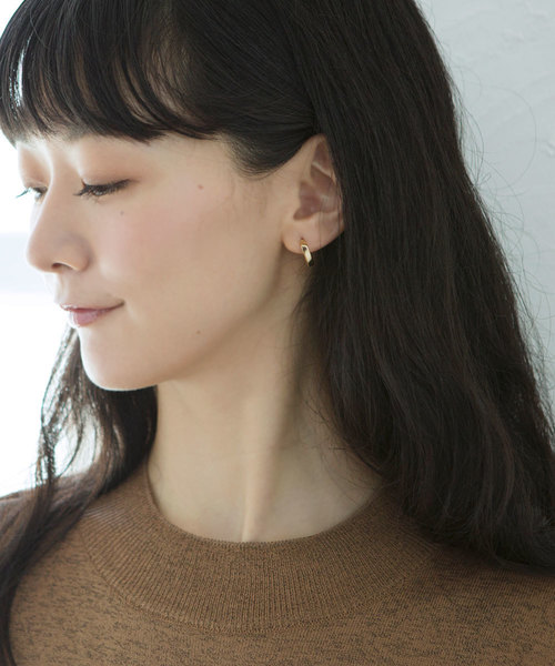 colleca la(コレカラ)の「レクタングルピアス(ピアス(両耳用)・レディース・シルバー/ゴールド・フリ-)」の1枚目の写真