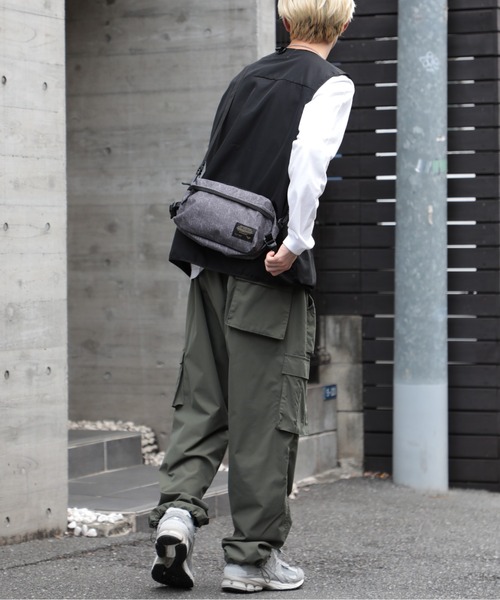 セール】【FORECAST】軽量2WAYウエストバッグ サコッシュショルダー