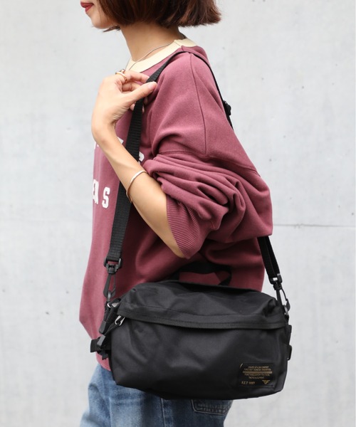 セール】【FORECAST】軽量2WAYウエストバッグ サコッシュショルダー