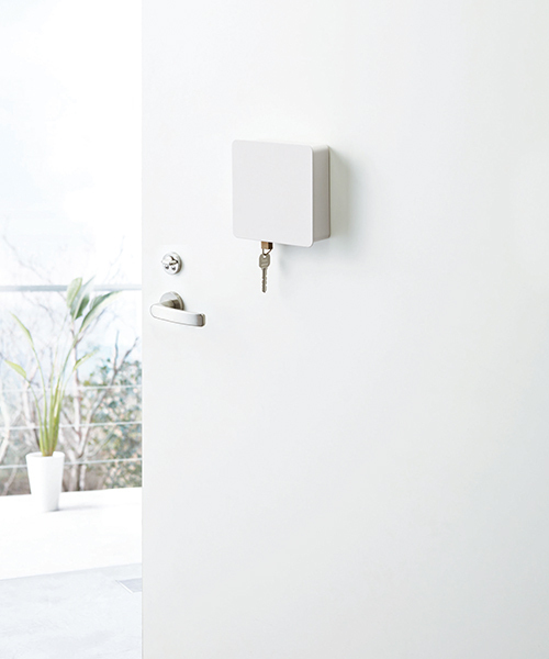 tower（タワー）の「tower　(タワー)　マグネットキーフック2段（収納グッズ・レディース・ホワイト/ブラック・ONE SIZE）」の13枚目の写真