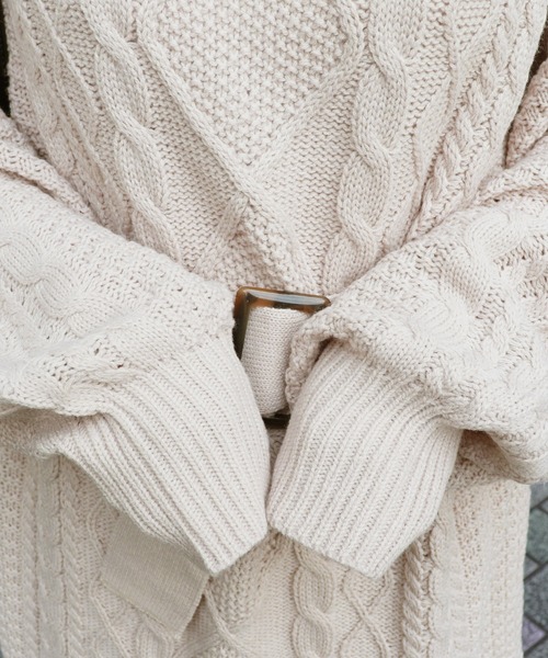 PairPair（ペアペア）の「オフタートルネックケーブルニットワンピース（ワンピース・レディース・ボルドー/モカ/グレイッシュベージュ・FREE）」の18枚目の写真