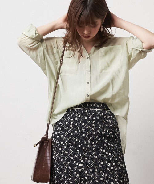 natural couture（ナチュラルクチュール）の「シアービッグシャツ（シャツ/ブラウス・レディース・アイボリー/モカ/ライトベージュ/ミント・FREE）」の18枚目の写真