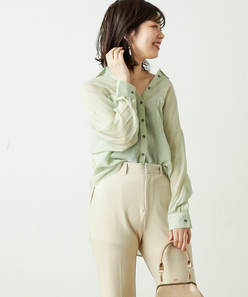 natural couture（ナチュラルクチュール）の「シアービッグシャツ（シャツ/ブラウス・レディース・アイボリー/モカ/ライトベージュ/ミント・FREE）」の15枚目の写真