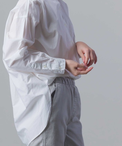 OMNES（オムネス）の「タイプライター ウォッシャブルバンドカラービッグシャツ（シャツ/ブラウス・レディース・ホワイト/ブラック/ライトグレー/オレンジ/その他/ベージュ・FREE）」の15枚目の写真