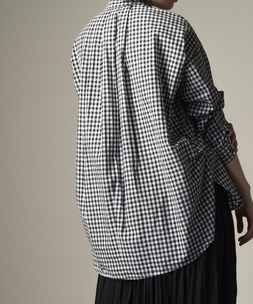 OMNES（オムネス）の「タイプライター ウォッシャブルバンドカラービッグシャツ（シャツ/ブラウス・レディース・ホワイト/ブラック/ライトグレー/オレンジ/その他/ベージュ・FREE）」の8枚目の写真