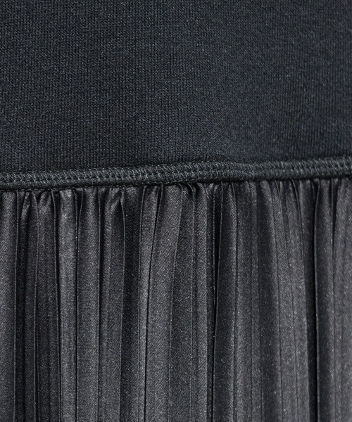 Ambre Neige（アンブルネージュ）の「バックプリーツワンピース／デザインワンピ／【WEB/EC限定商品】（ワンピース・レディース・ブラック/モカ/ピンクベージュ・FREE）」の15枚目の写真