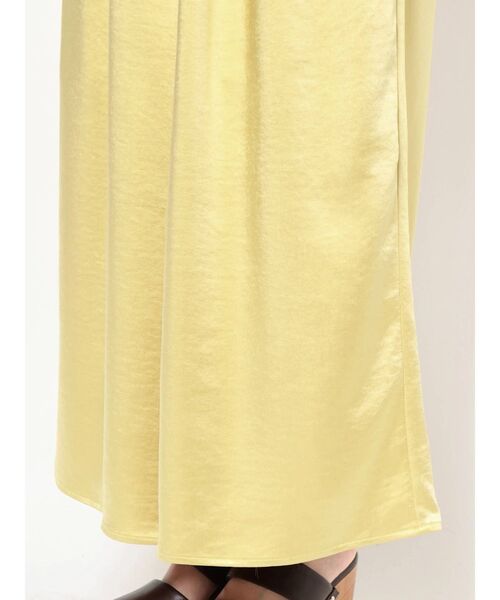 MERCURYDUO(マーキュリーデュオ)の「サテンタックワイドパンツ(その他パンツ・レディース・ベージュ/イエロー・FREE)」の14枚目の写真