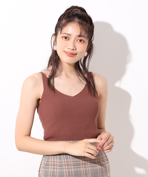 one after another NICE CLAUP（ワンアフターアナザーナイスクラップ）の「ニットタンク（ニット/セーター・レディース・ベージュ/ブラウン/ピンク/アイボリー・FREE）」の4枚目の写真