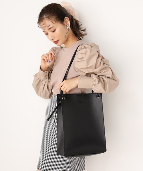 one after another NICE CLAUP（ワンアフターアナザーナイスクラップ）の「シンプルスクエアバッグ（トートバッグ・レディース・ブラック/モカ/キャメル/シルバー/アイボリー・FREE）」の12枚目の写真