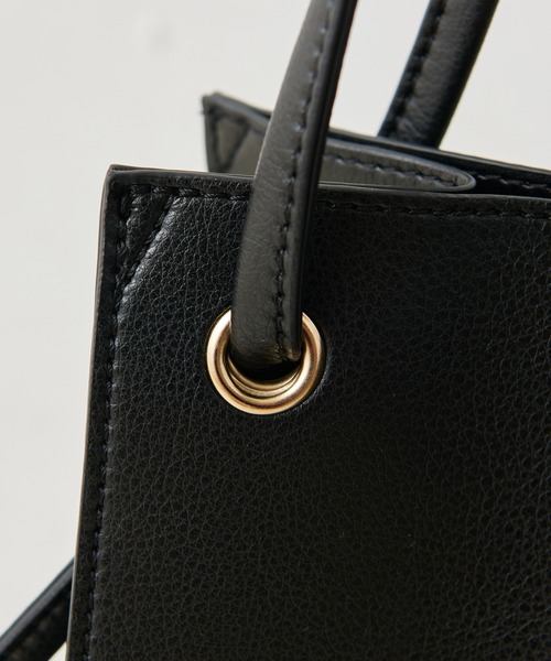 one after another NICE CLAUP（ワンアフターアナザーナイスクラップ）の「シンプルスクエアバッグ（トートバッグ・レディース・ブラック/モカ/キャメル/シルバー/アイボリー・FREE）」の22枚目の写真