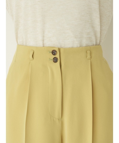 LILY BROWN（リリーブラウン）の「カラータックパンツ（その他パンツ）」 WEAR